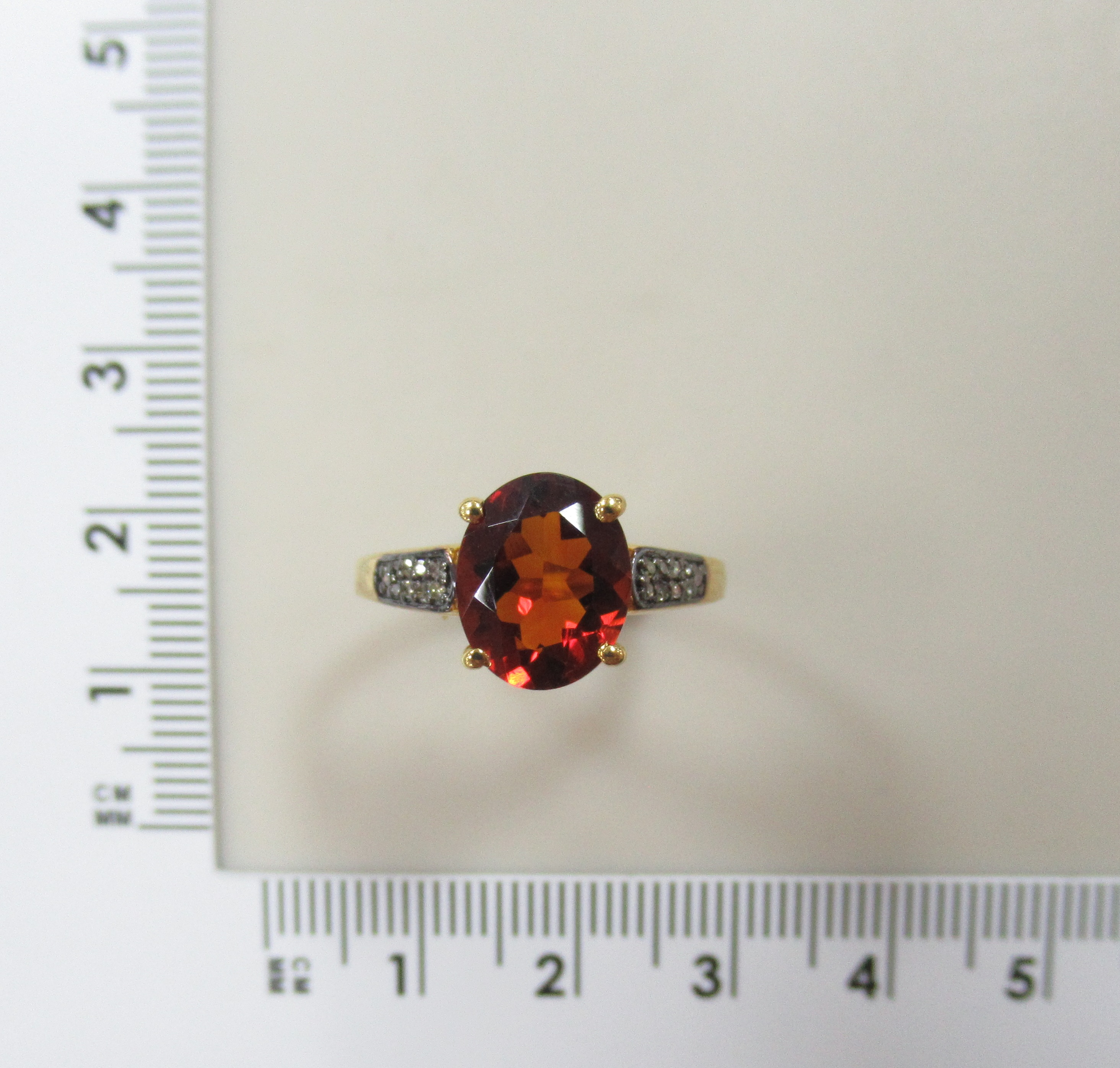 Серебряное кольцо с цитрином Мадейра